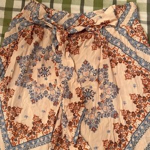American Eagle Wide Leg floral pastel pants- size large